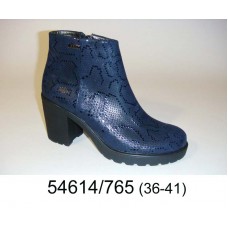 Women's leather boots with a sophisticated design, model 54614-765