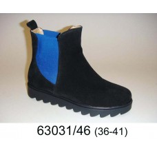 Women's black suede platform boots, model 63031-46